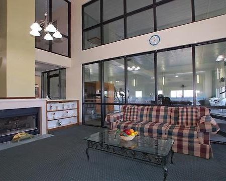 Premier Inn And Suites Erick 内观 照片